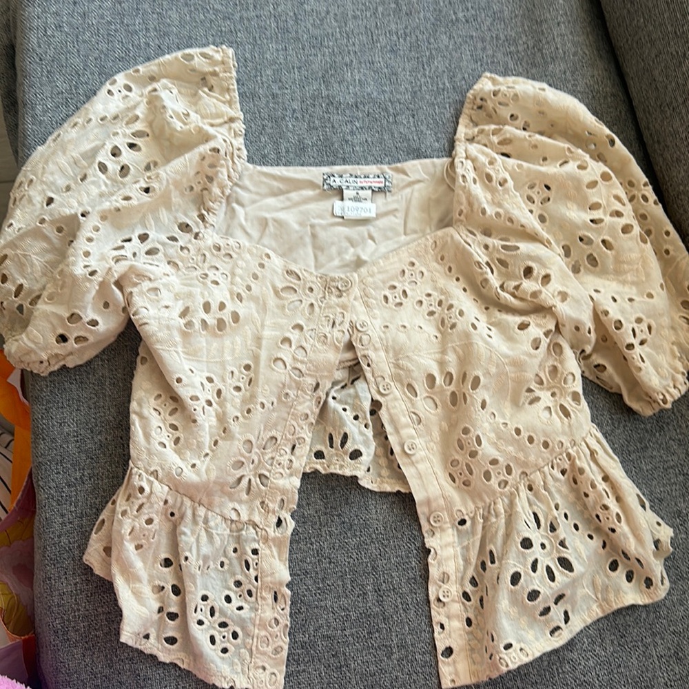 A Calin Blouse